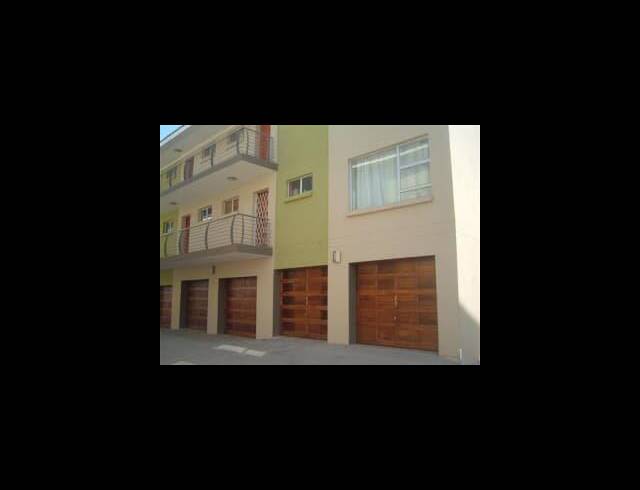 2 BEDROOM TOWNHOUSE FOR SALE IN VANDERBIJLPARK SE 4